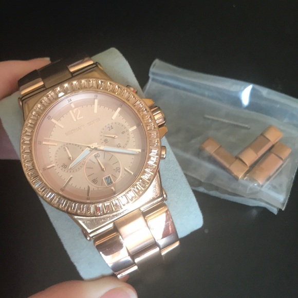 Rose Gold Women’s Michael Kors watch